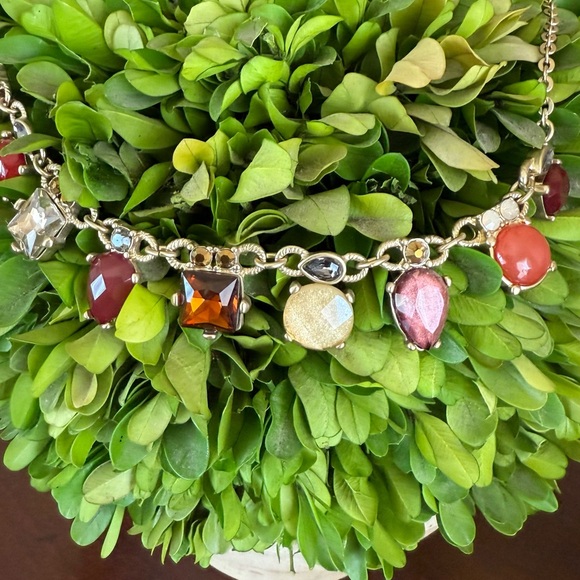 LOFT ELEGANT MULTI-COLOR GEMSTONE FASHION NECKLACE 🌟EUC🌟 - Picture 10 of 13